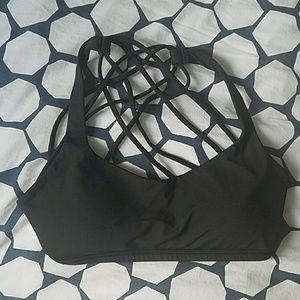 Lululemon Free to Be Wild bra